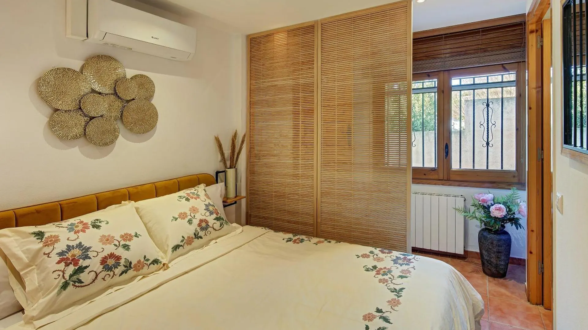 Villa Arbucies With Private Pool Lloret de Mar Spanje